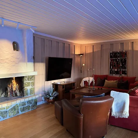 Spacious Detached House Of 209 Sqm In The Heart Of 別荘 ヤイロ