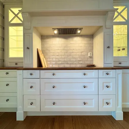 Spacious Detached House Of 209 Sqm In The Heart Of 別荘 *