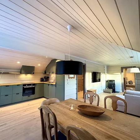 Spacious Detached House Of 209 Sqm In The Heart Of *