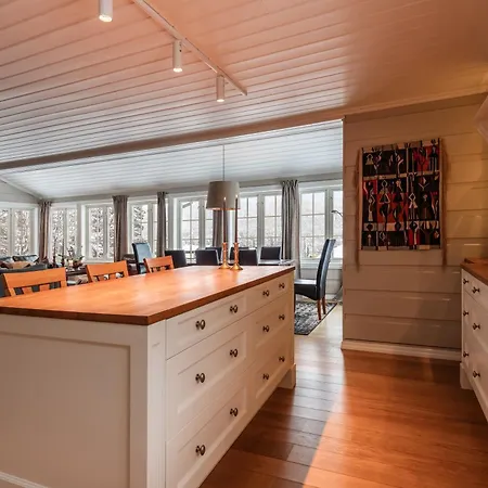 Spacious Detached House Of 209 Sqm In The Heart Of Vakantiehuis Geilo