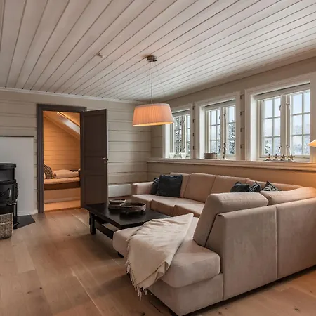 Spacious Detached House Of 209 Sqm In The Heart Of