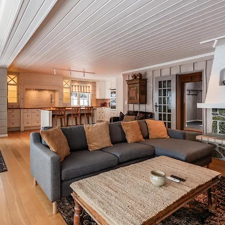 Semesterbostad Spacious Detached House Of 209 Sqm In The Heart Of *