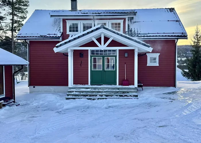 Spacious Detached House Of 209 Sqm In The Heart Of Semesterbostad *