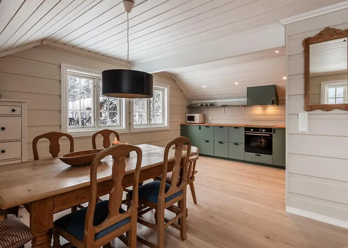 Semesterbostad Spacious Detached House Of 209 Sqm In The Heart Of