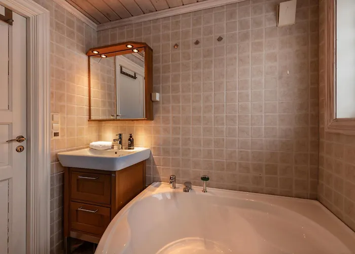 Semesterbostad Spacious Detached House Of 209 Sqm In The Heart Of *