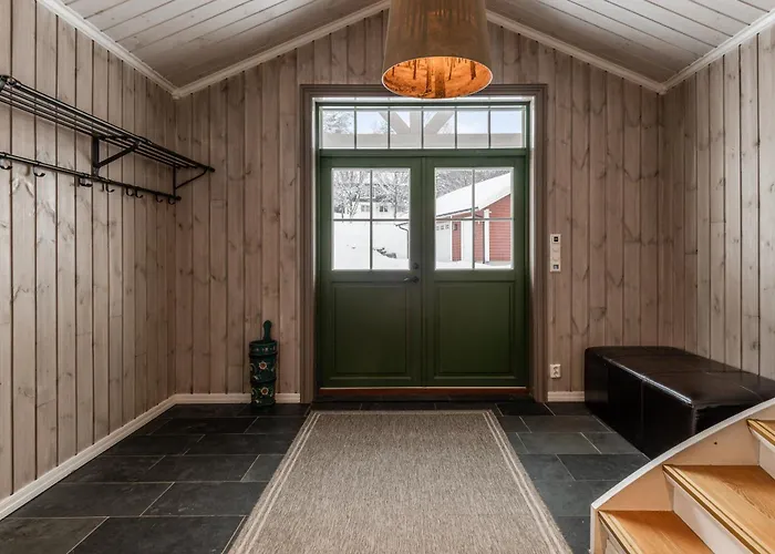 Spacious Detached House Of 209 Sqm In The Heart Of Semesterbostad